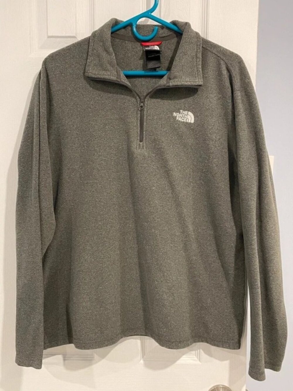 The North Face Men’s Grey Fleece M